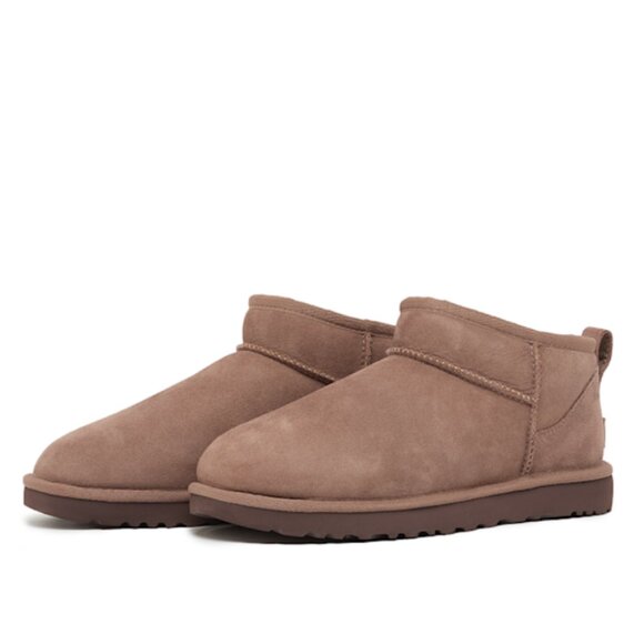 🇨🇦  UGG Classic Ultra Mini Women's Ankle Boot - Picture 1 of 11